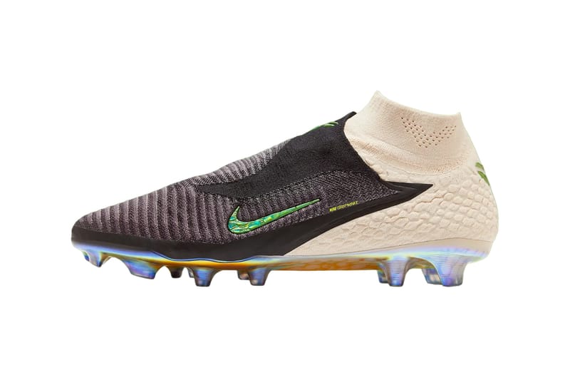 ワールドカップシーズンへ向けてコービー・ブライアント x Nike