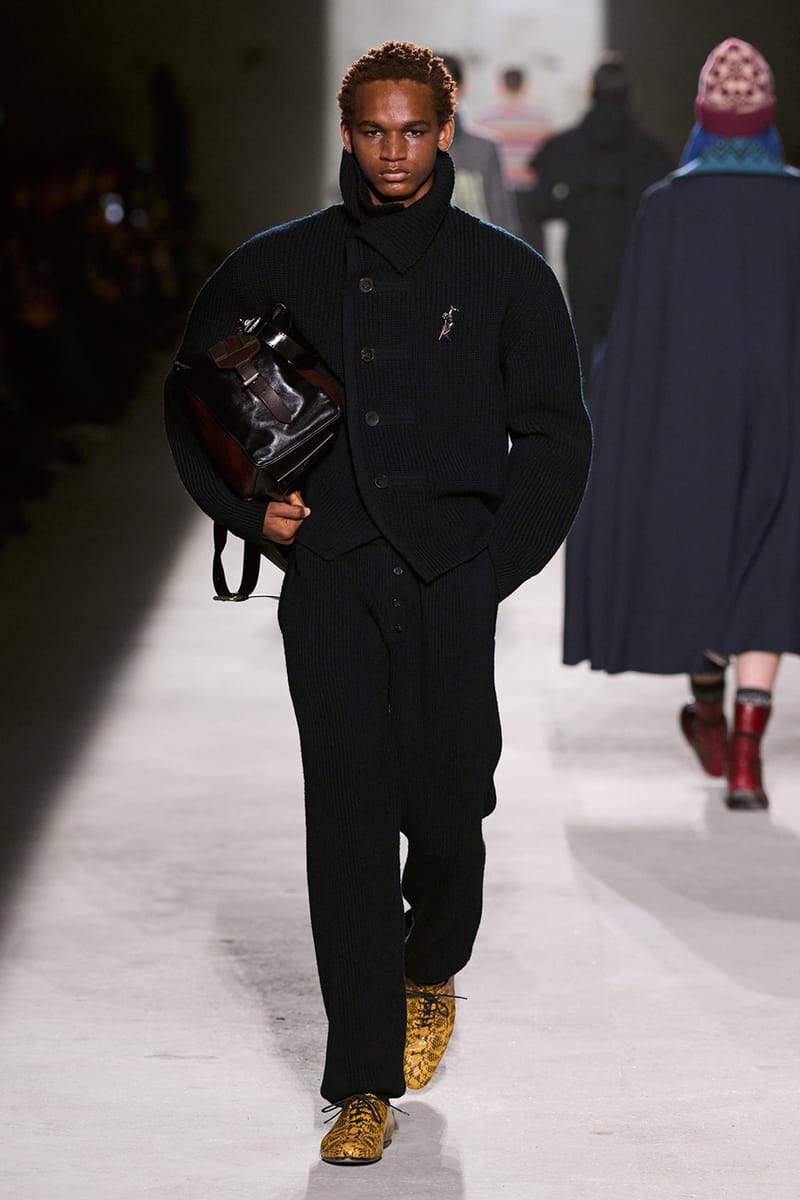 Dries Van Noten Fall/Winter 2026 – desfile da coleção masculina na