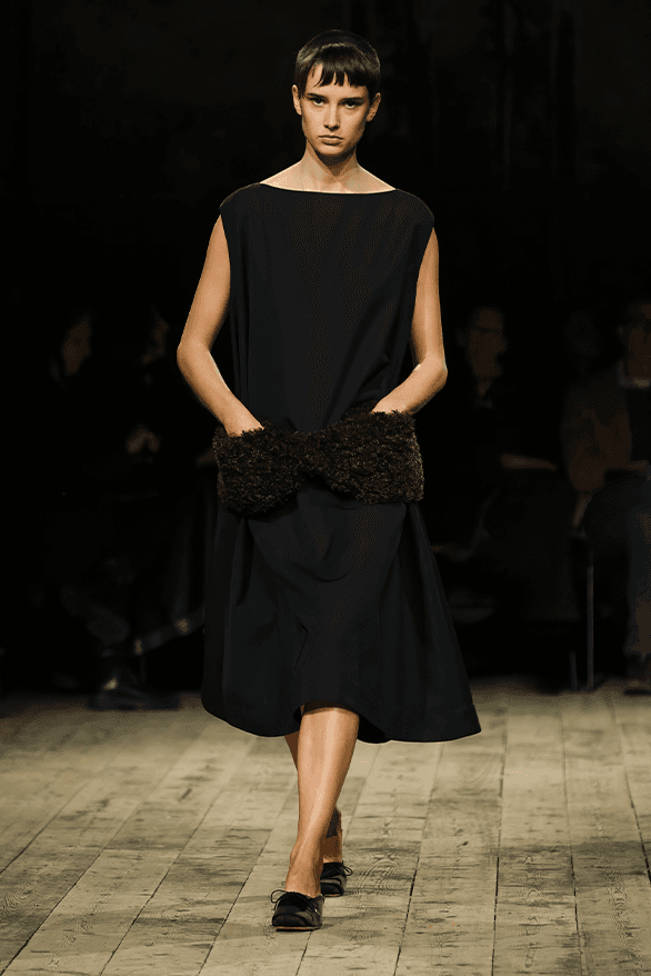 Simone Rocha 2026 秋冬系列|London Fashion Week 大秀全解析 | Hypebeast