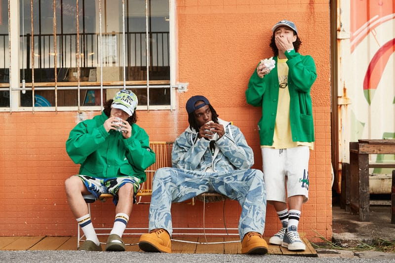 A Bathing Apeラガーシャツ90s AAPE BY A BATHING APE® Plunges into '90s Nostalgia and Skate
