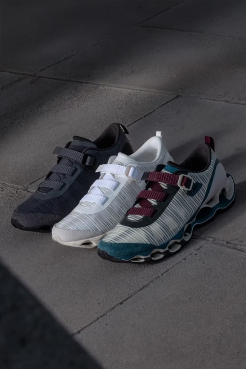 ミズノからサマースニーカーウエーブプロフェシー ストラップ2が登場