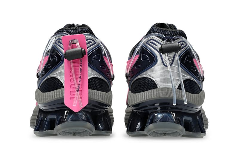 YOASOBI アシックス　スニーカー YOASOBI x ASICS Collection Full Look | Hypebeast
