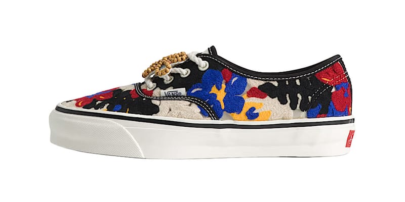 靴 VANS PREMIUM AUTHENTIC 44 NEEDLEWORK Vans Premium Authentic 44 Floral Needlework Release Info | Hypebeast