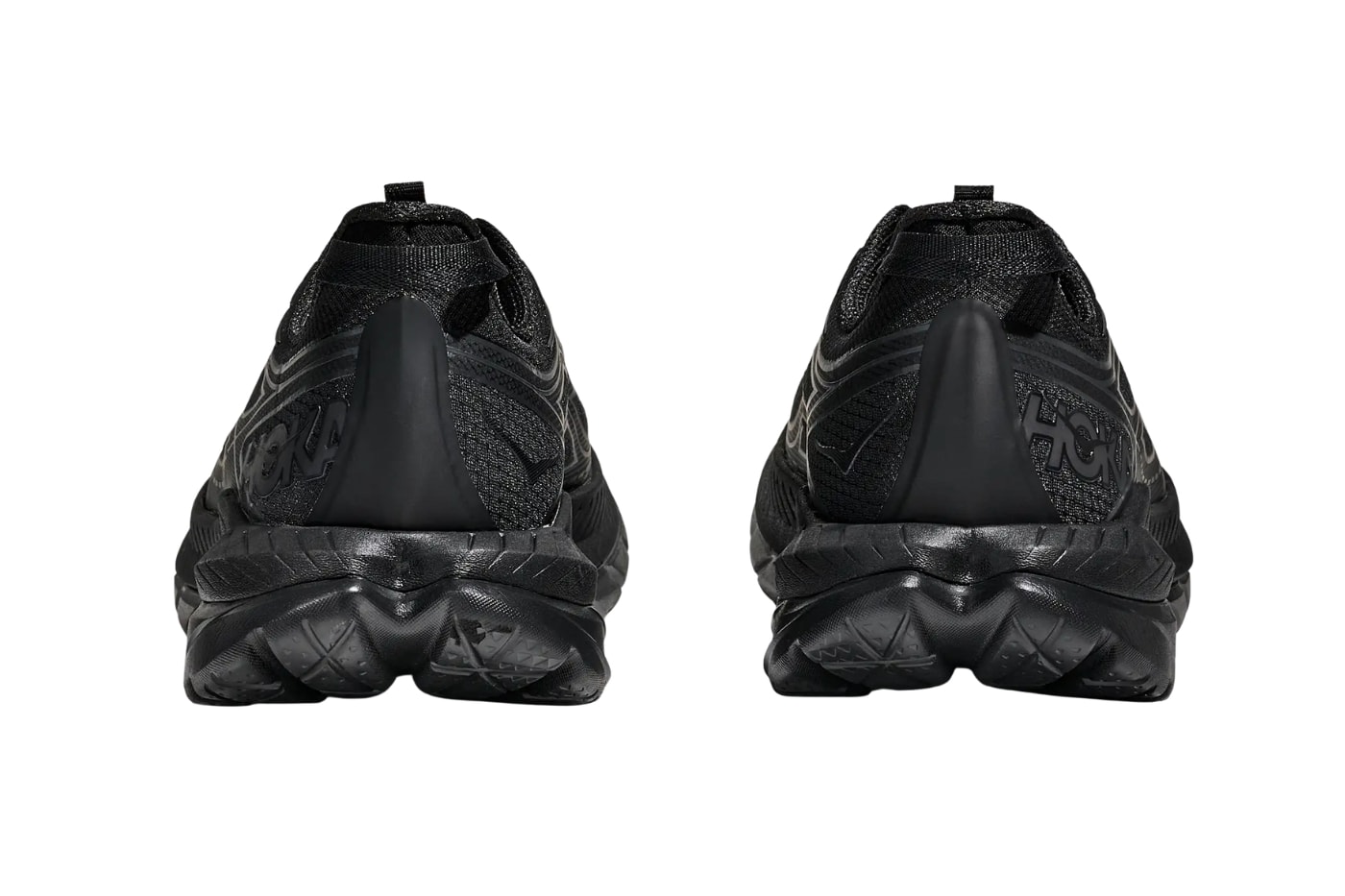 HOKA Mach Remastered Obsidian e Frost/Cosmic Grey: nuove colorazioni in ...