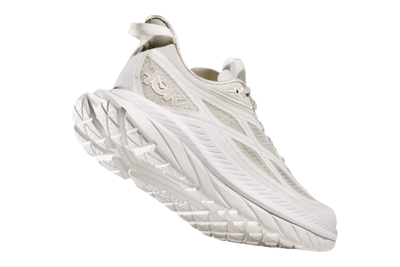 HOKA Mach Remastered Obsidian e Frost/Cosmic Grey: nuove colorazioni in ...