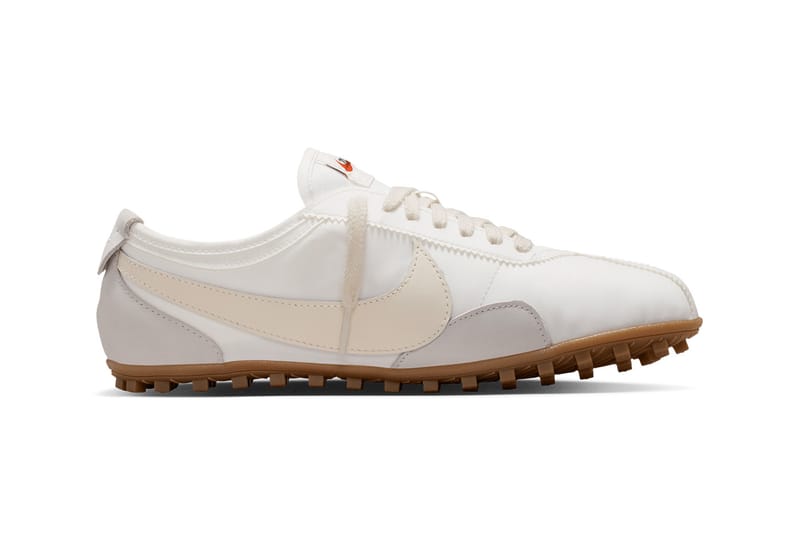 Nike Moon Shoe OG “Summit White” Official Images | Hypebeast