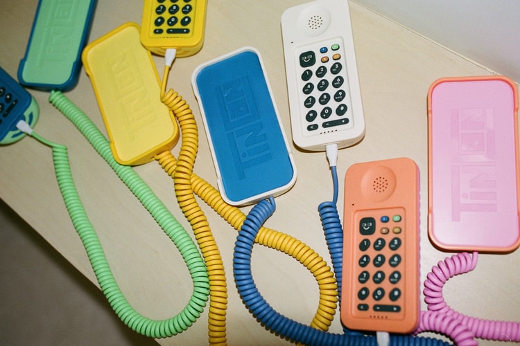 Commodore Callback 8020 flip phone digital detox details | Hypebeast