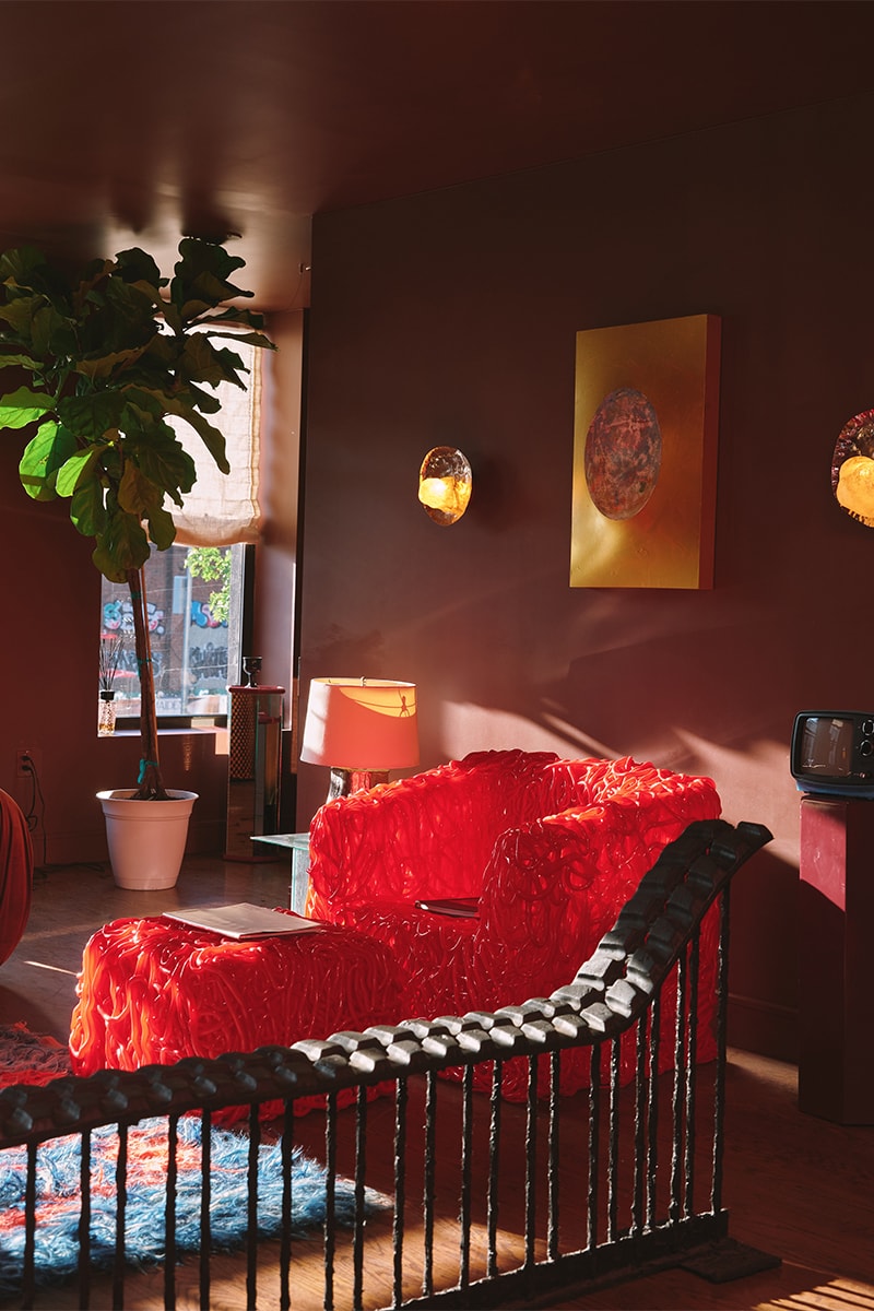 Townhouse di New York invasa dall’Italian Radical Design: Gufram ...
