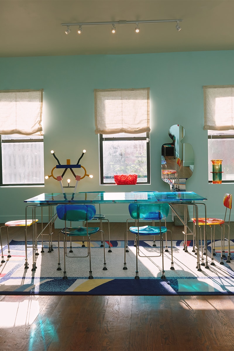 Townhouse New York Penuh Italian Radical Design: Gufram Cactus hingga ...