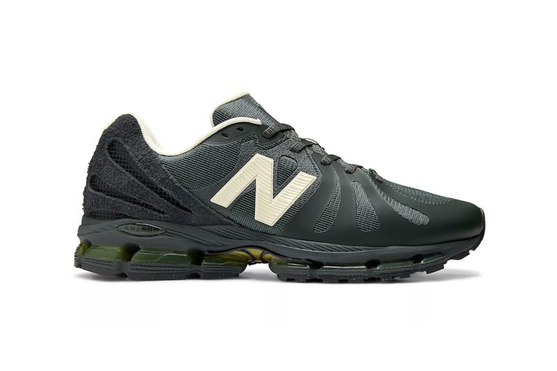 Stone Island x New Balance 1890 