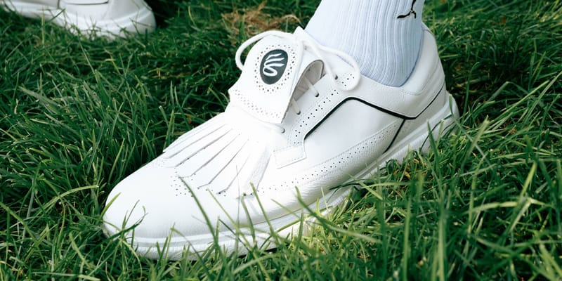 CURRY シューズ ホワイト　抹茶 Stephen Curry Debuts First Signature Curry Brand Golf Shoe With Li
