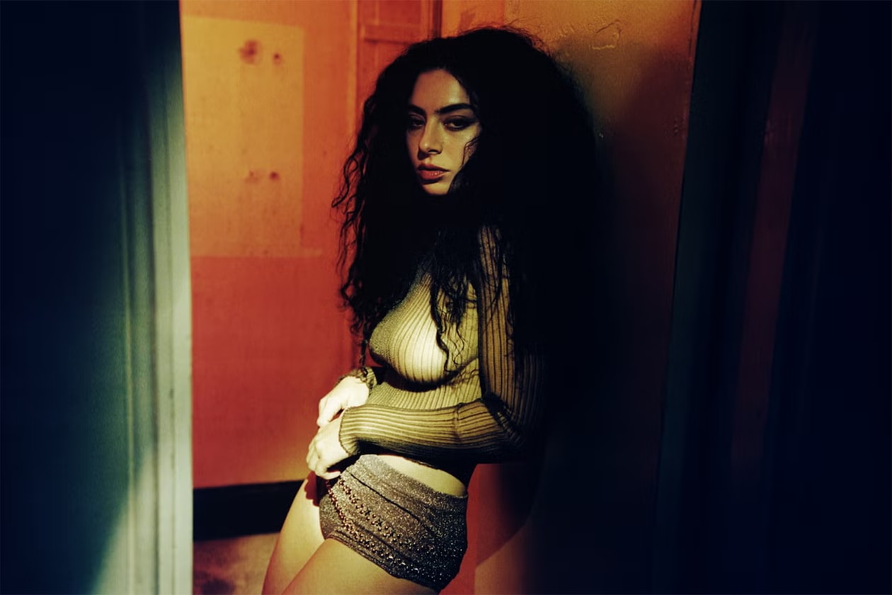Charli XCX ‘Brat’ 초상화, 런던 국립초상화미술관 소장 이미지 2