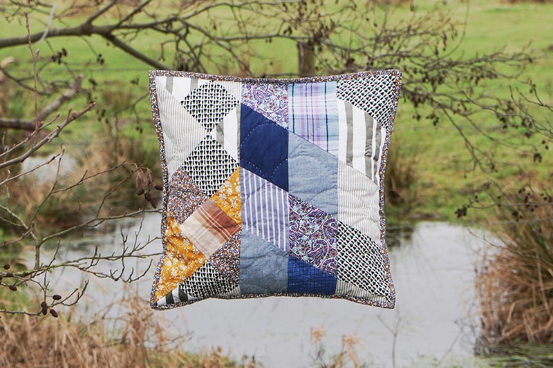 Jessica Ogden과 A.P.C., 30번째 ‘QUILTS’ 챕터로 브라이턴의 빅토리아 시대 타일워크를 재구성하다 이미지 1