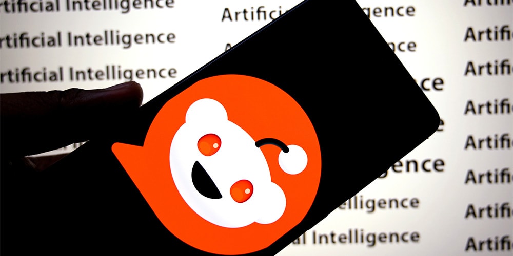 Reddit AI Voice Videos for Text Threads Explained | Hypebeast