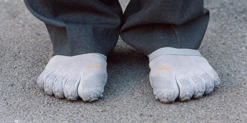 J*i様 vibram 5fingers×suicoke SUICOKE LOW SUICOKE x Vibram Five Fingers Nin-Low Suede Release Info | Hypebeast