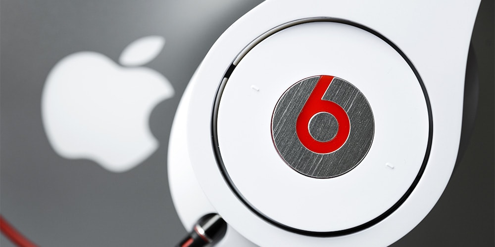 Apple x Beats iPhone Game Controllers Explained | Hypebeast