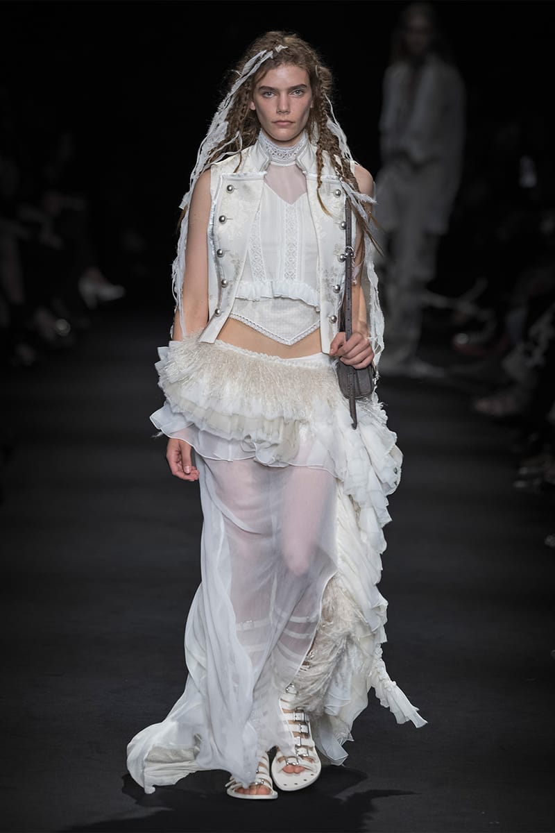 ANN DEMEULEMEESTER 32年間コレクション全集 Ann Demeulemeester SS27 “LONESOME HEAVEN” PFW | Hypebeast