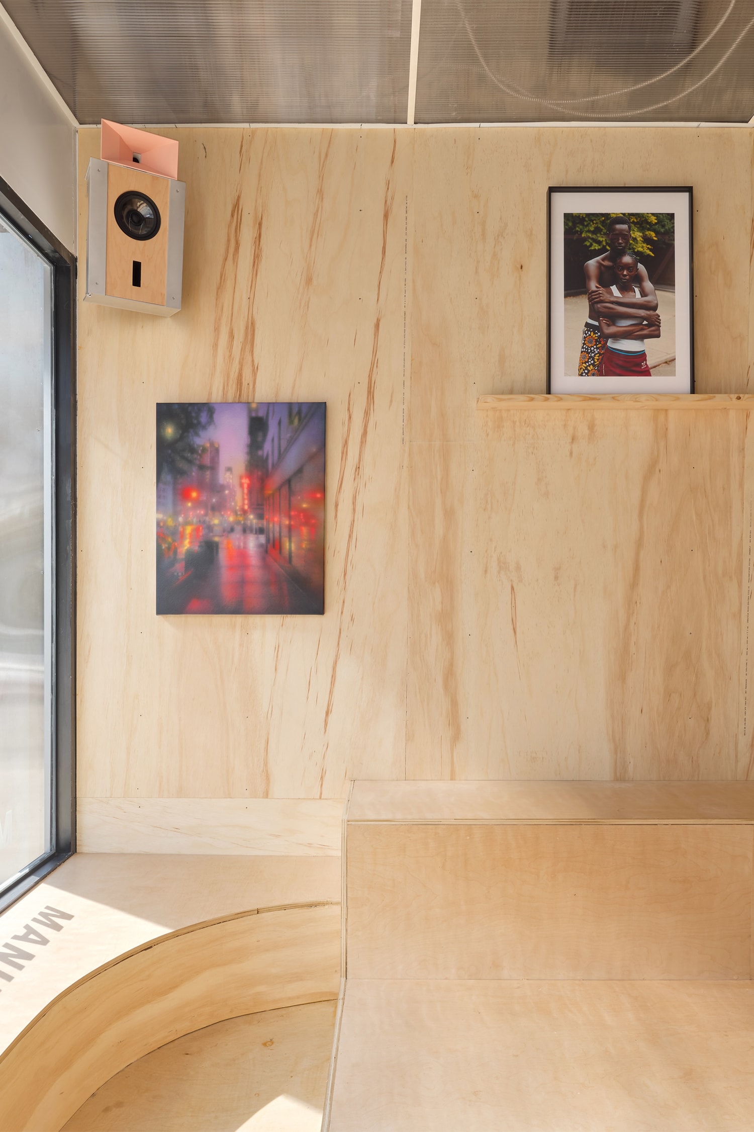 Manual เปิดตัว Photo Lab ถาวรแห่งแรกในนิวยอร์ก | Hypebeast