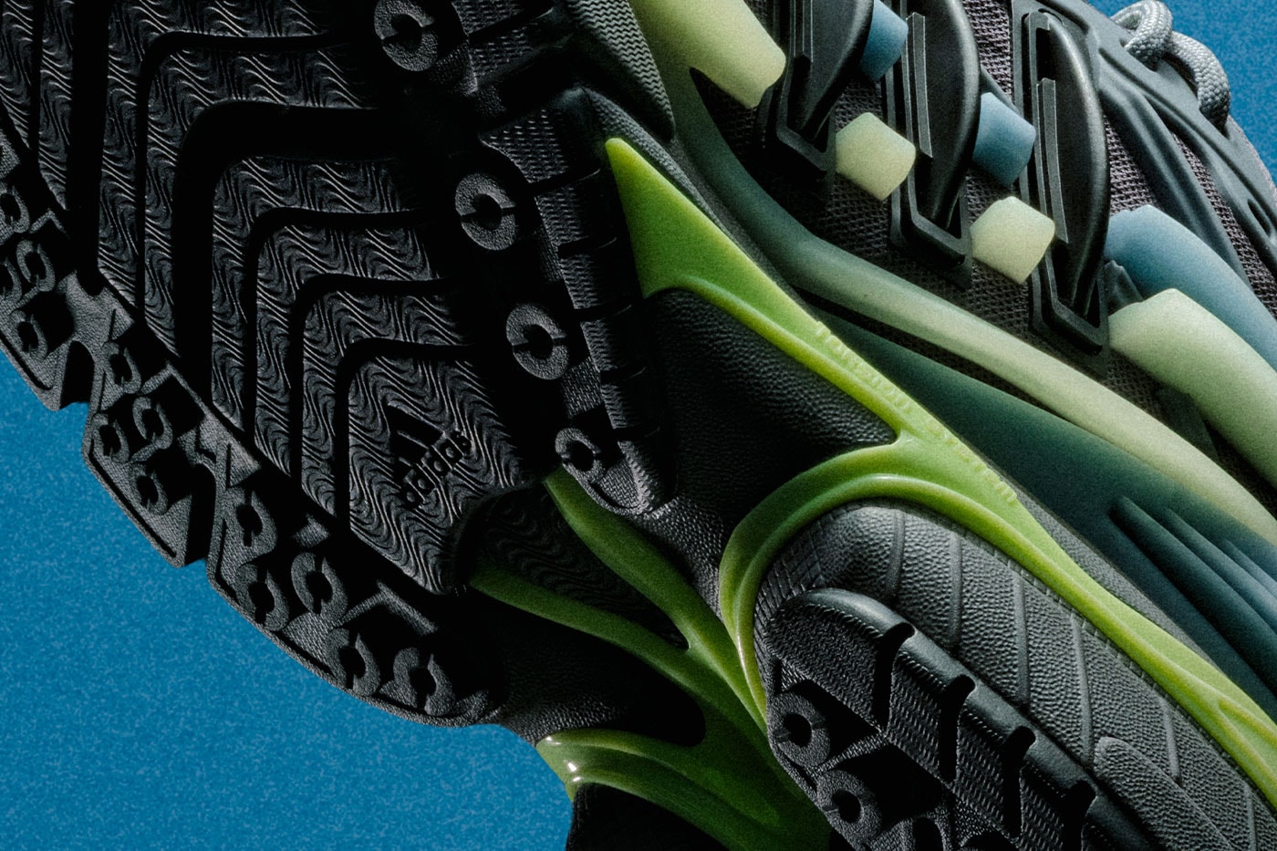 adidas Originals e Pharrell Williams ampliano la linea VIRGINIA Adistar ...