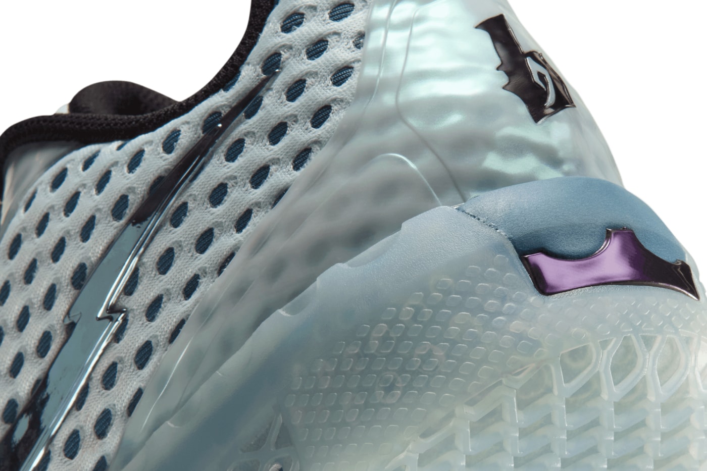 Iq Scan Code Opisyal na mga Larawan ng Nike LeBron Witness 10 “Bronny James” | Hypebeast