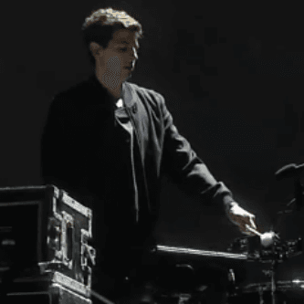 The xx - Angels (Live at Bestival 2012) | Hypebeast