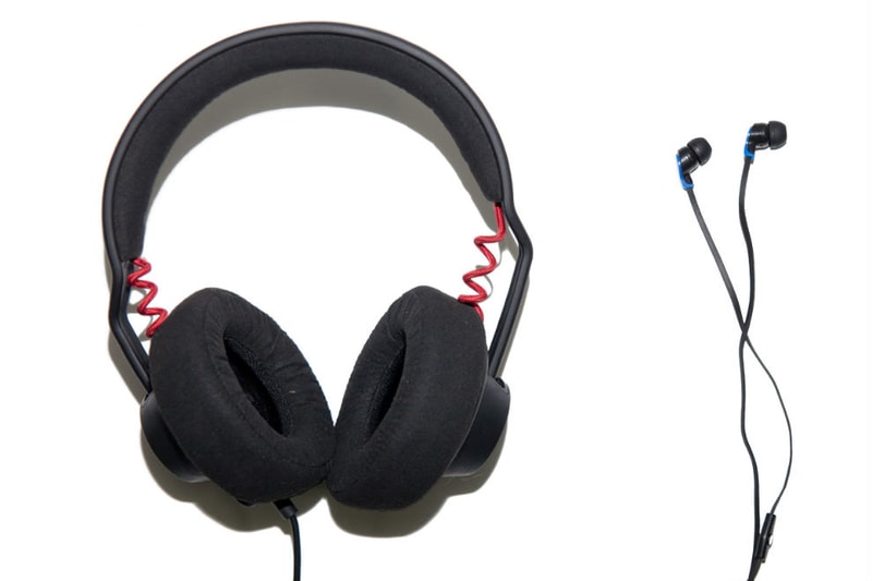 Poll Headphones vs. Earphones Hypebeast