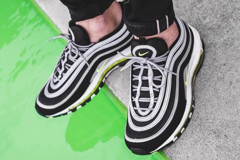 La Nike Air Max 97 volt sort bient t Hypebeast