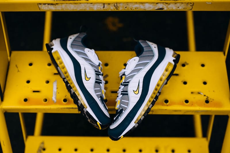 Nike hotsell 98 jaune