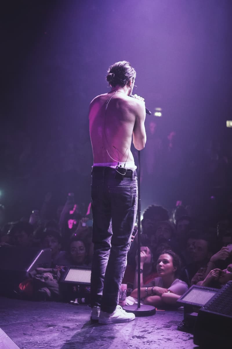 53KB 2001 null null null 21 18 21 18 1 2003 null zJiLz0OpFfoQBM