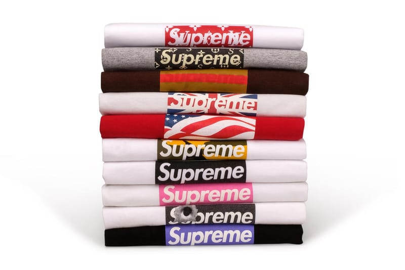 Tentez De Gagner Un Des 10 Box Logo Supreme Mis En Vente Par