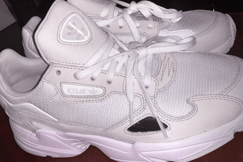 202KB 2001 null null null null null 6 3 2003 null rk5qq6XgYZQBkM