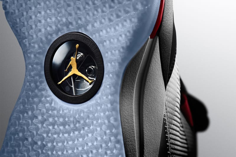 Jordan D voile Sa Premi re Sneaker Sans Lacets La Air Jordan 33