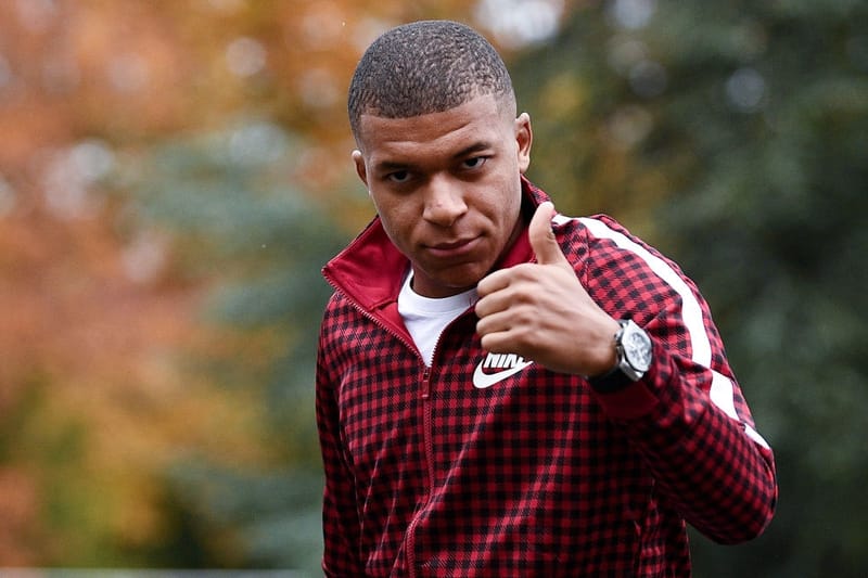 Nike gingham discount tracksuit red