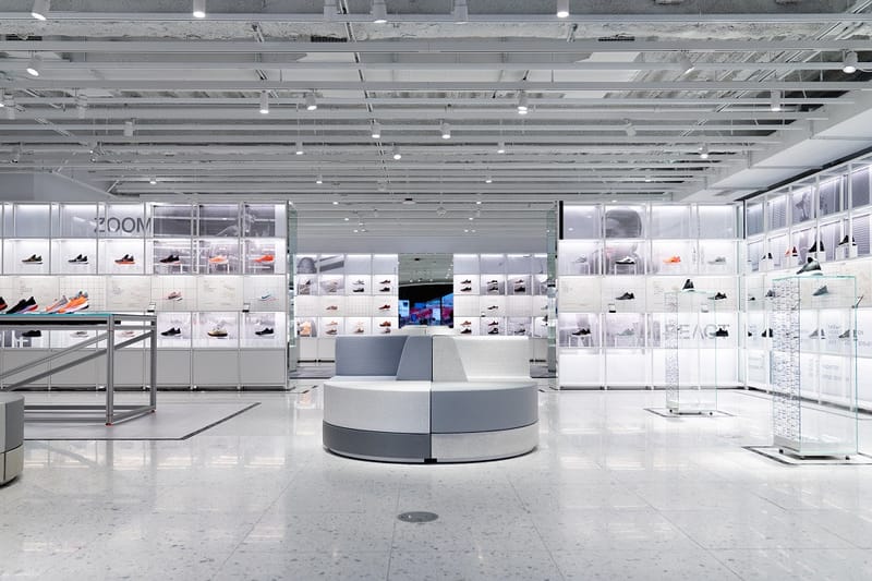 D couvrez Le Plus Grand Magasin Nike Au Monde Hypebeast