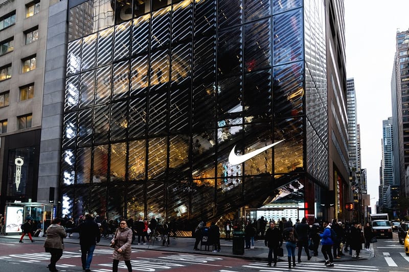 D couvrez Le Plus Grand Magasin Nike Au Monde Hypebeast