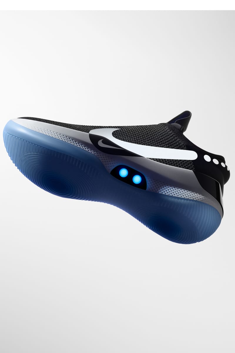 Chaussure 2024 nike autolaçante