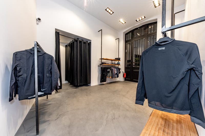 Running boutique shop paris