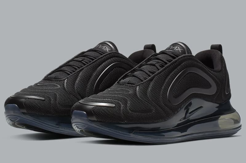 triple black air max 720