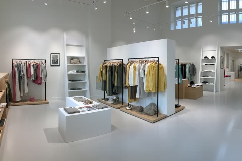 Agnès b. Rentrez dans la nouvelle boutique de la créatrice HYPEBEAST