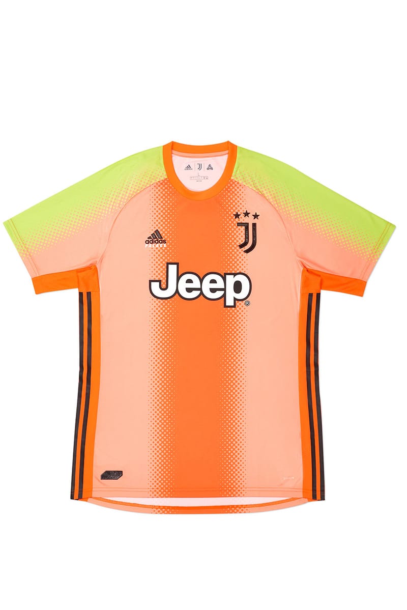 Palace x Juventus Toutes les pi ces de la collaboration Hypebeast