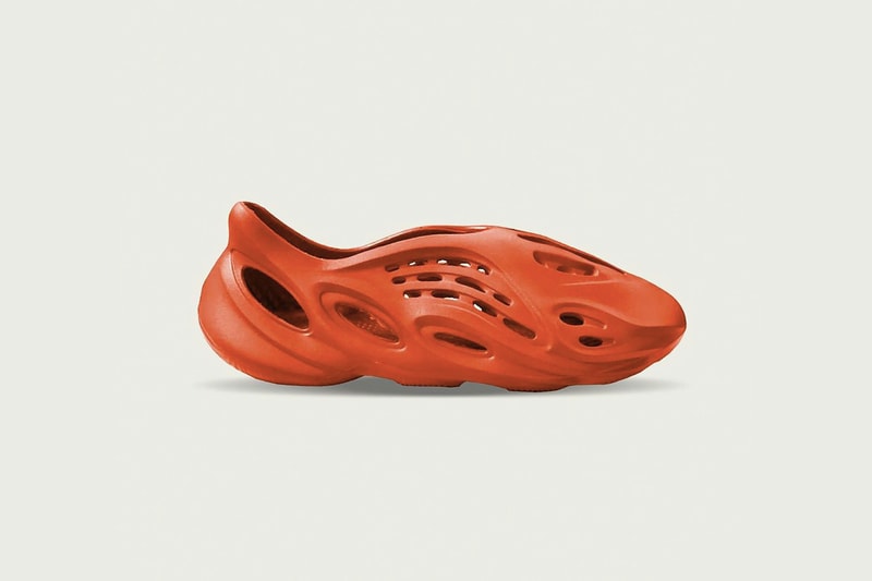 YEEZY Crocs FOAM RUNNER voici les deux premières versions confirmées Hypebeast