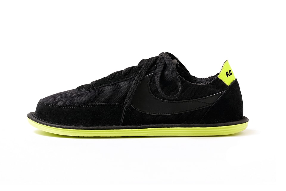nike waffle cruiser
