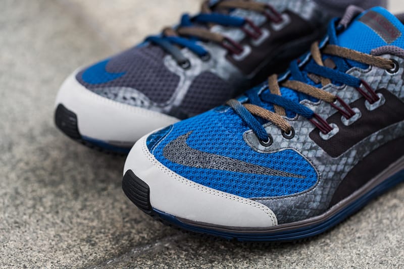 近赏UNDERCOVER x Nike GYAKUSOU Lunar Speed AXL 跑鞋系列| Hypebeast