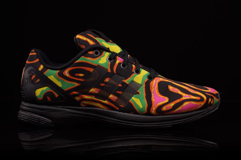 Jeremy Scott x adidas Originals 联名ZX Flux Tech 鞋款| Hypebeast