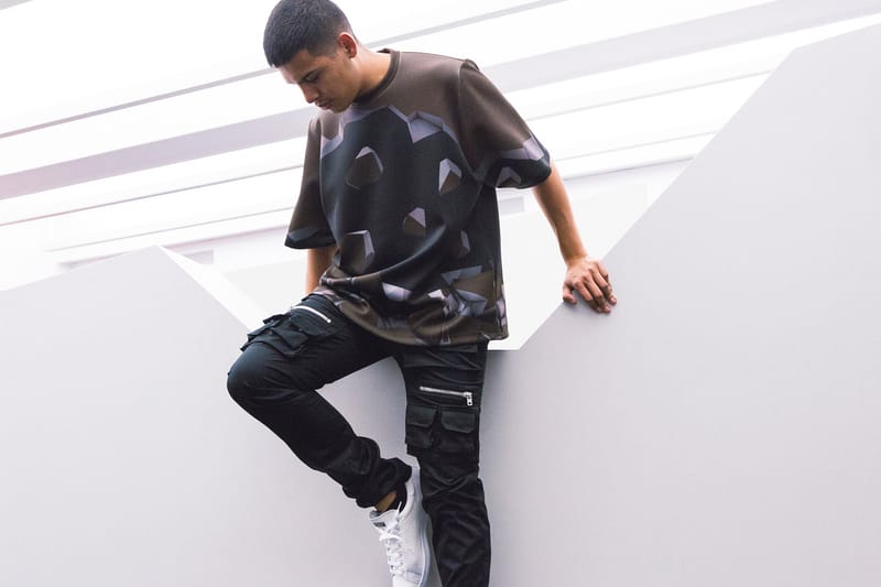 【イタリア製】CHRISTOPHER KANE スウェット　顔　白　S イタリア製】CHRISTOPHER KANE スウェット 顔 白 S