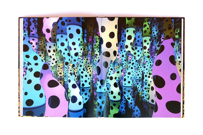 草間彌生 作品集 YAYOI KUSAMA INFINITY MIRRORS INFINITY MIRRORS：草間彌生の販売・通販 | OIL