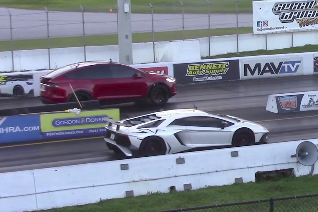 Tesla Model X 加速对决秒杀 Lamborghini Aventador SV | Hypebeast
