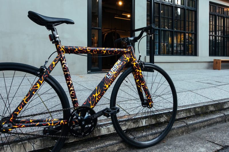 LEADER BIKE 携手Cootie 打造联名单车| Hypebeast
