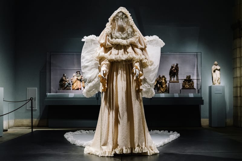 走进 Met Gala 2018「Heavenly Bodies: Fashion And The Catholic Imagination ...