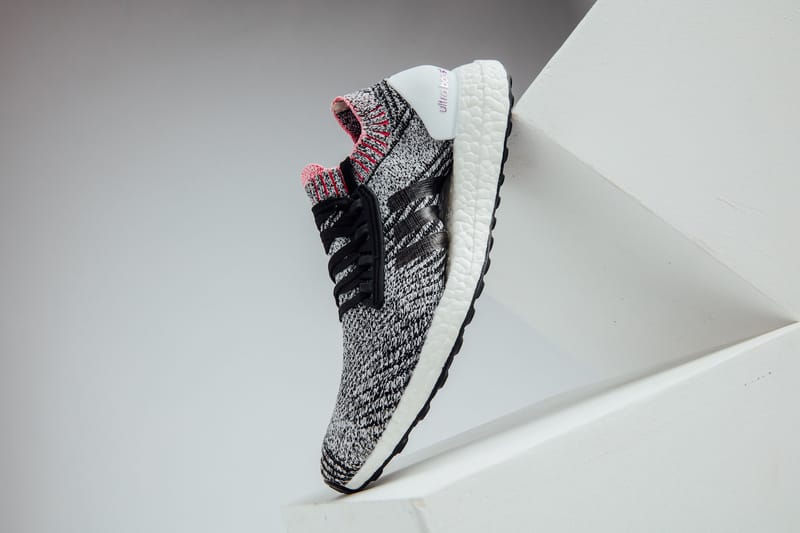 Ultra boost pink on sale ribbon